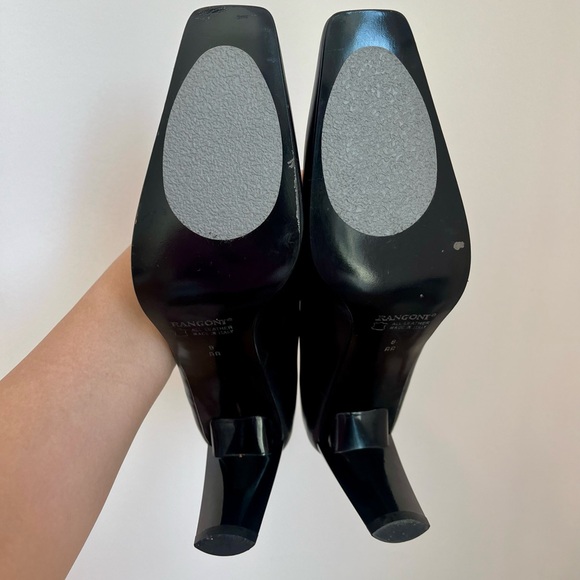 OFFICE SIREN HEELS|VINTAGE PUMPS|RANGONI FIRENZE ITALIAN SQUARE TOE BLACK PUMPS - Picture 2 of 4